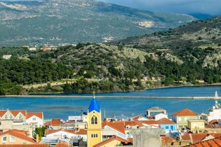 Poseidon Sea View Apartment Аргостолион Экстерьер фото